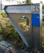 Schild Leonhard-Frank-Schule